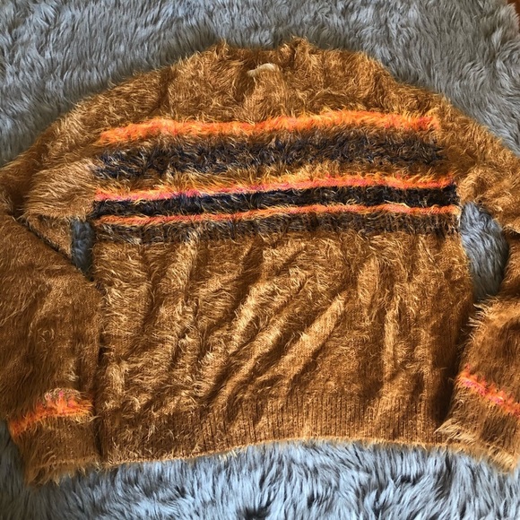 Abound Tan Sugar Helena Fairisle Fuzzy Sweater size Medium NEW Host Pick - Picture 2 of 10